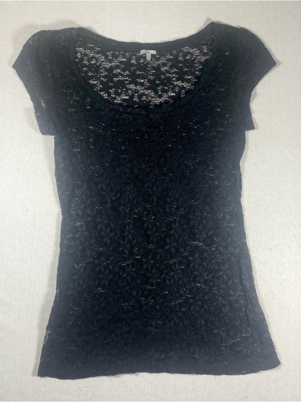 Charlotte Russe M black lace floral stretch scoop neck cap sleeve top Y2K